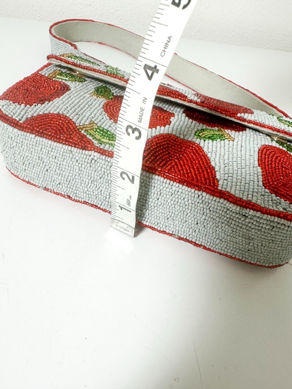 Anthropologie The Fiona Beaded Bag Icon Edition Apples NWT - Picture 8 of 12